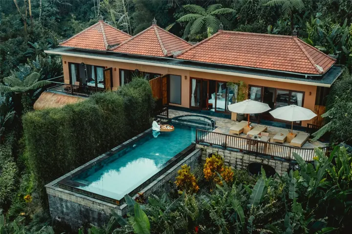 Five Bedroom Pool Villa