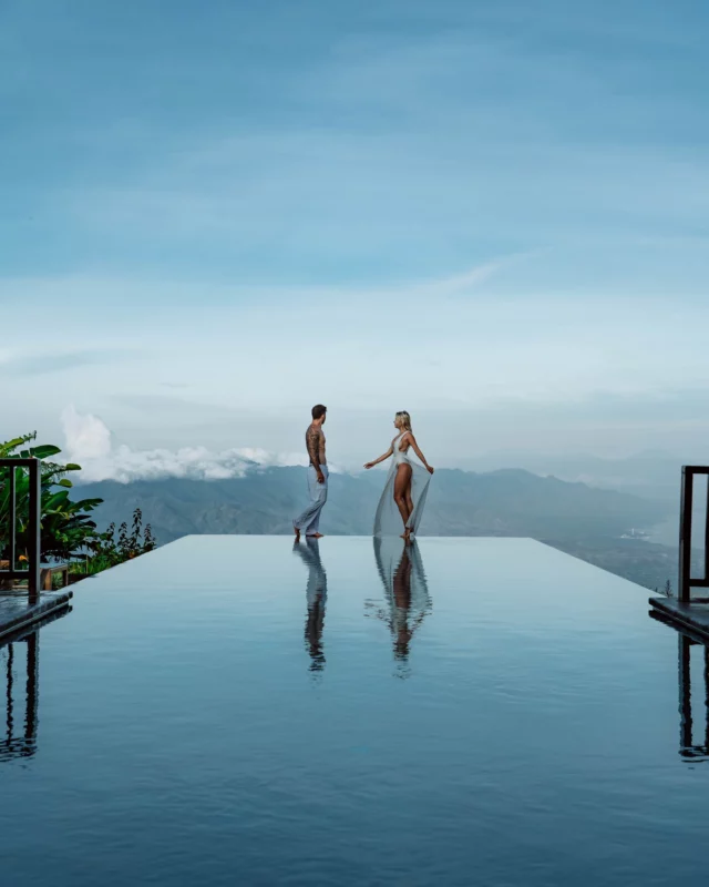 Float above the clouds, with Bali’s best-kept secret at your feet
.
.
.
.
.
#mundukmodingplantation #munduk #mmp #coffeeplantationresort #northbali #ecoresortbali #bestinfinitypoolbali #infinitypool #luxuryresort #natureresort